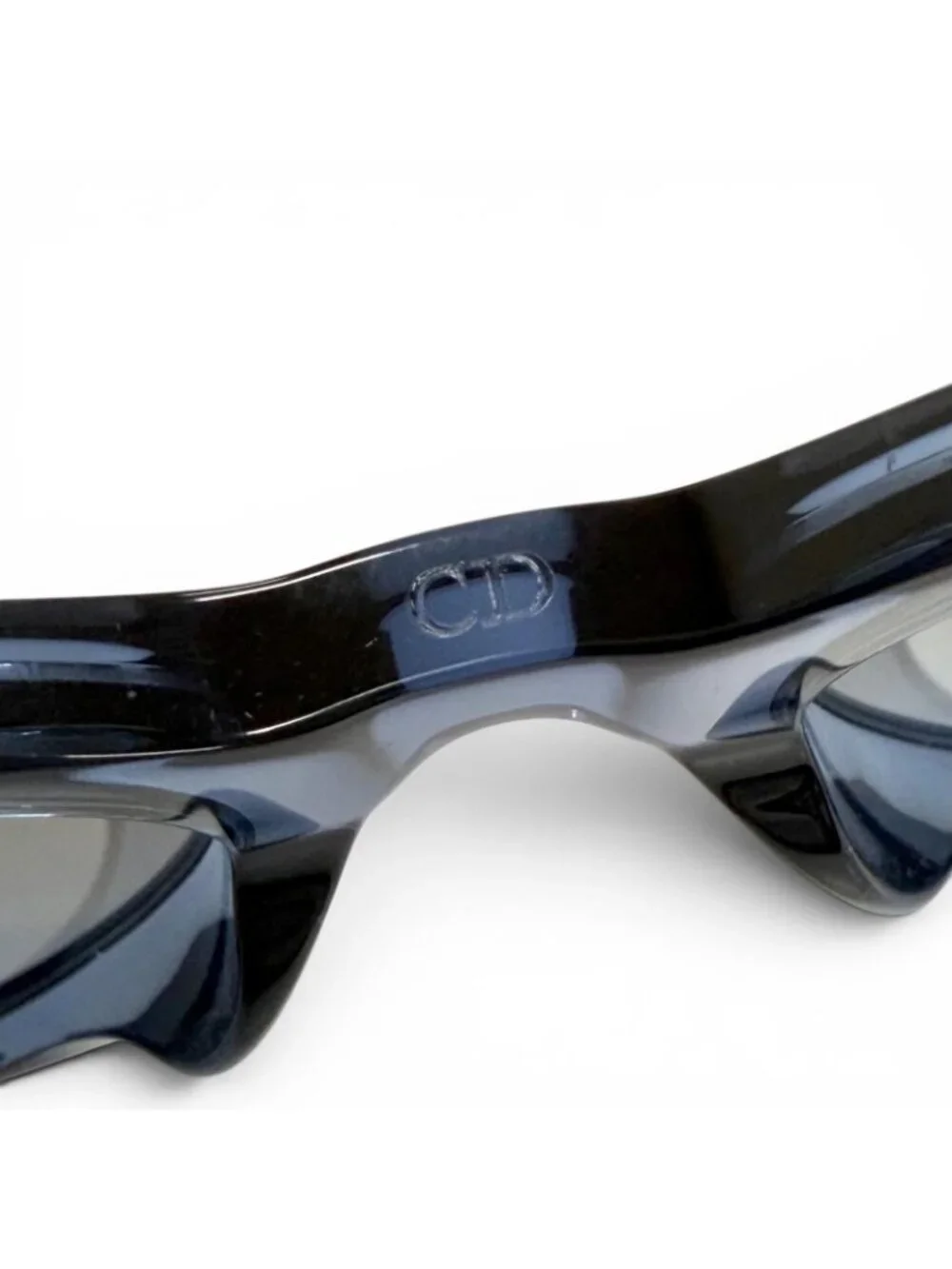 Dior Signature Logo Butterfly Sunglasses Clear Blue Eyewear